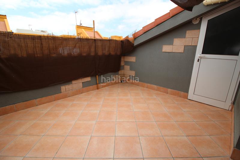 Foto 5a7182e8-4ecc-42fa-933a-2cc8142ba09c. Alquiler piso en calle ansite 7 atico cruce melenara en Telde