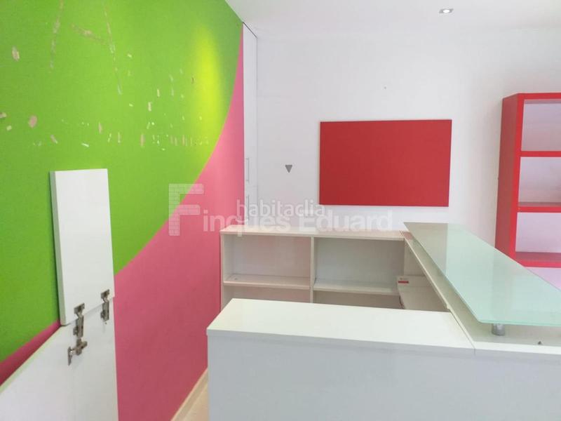 Foto 86597f9e-eeb3-4f08-a430-3ba0eb5e08e5. Rent business premise in Nucli Urbà Argentona