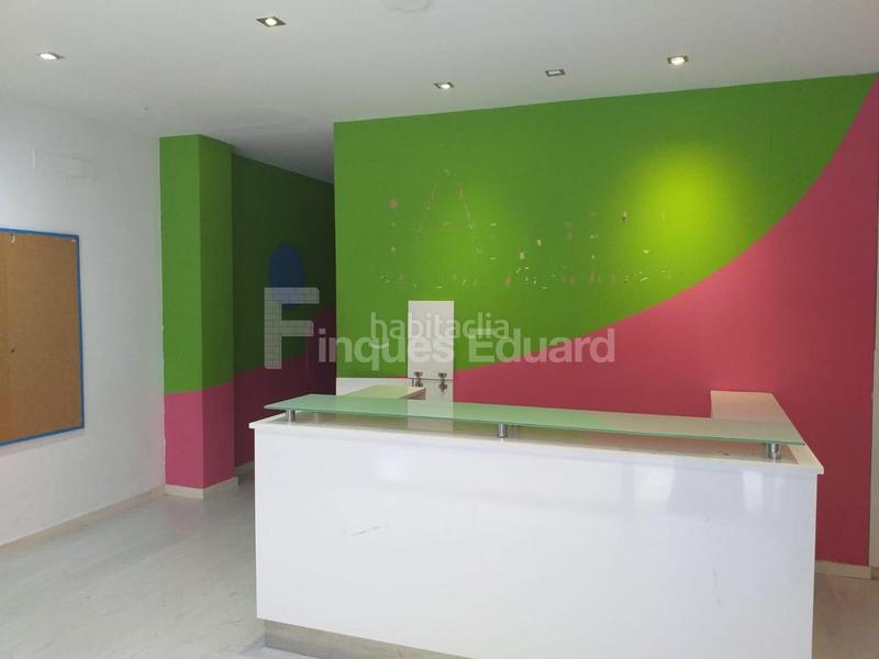 Foto bfbc8576-4039-4048-9604-ba797fe550e7. Rent business premise in Nucli Urbà Argentona