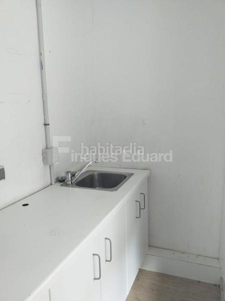 Foto ad5dd2e8-c08a-4f55-a9ed-2cef11e622e4. Location local commercial dans Nucli Urbà Argentona