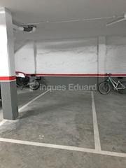 Aparcament cotxe a Nucli Urbà. Plaza de aparcamiento en venta en argentona  ideal para coche pe
