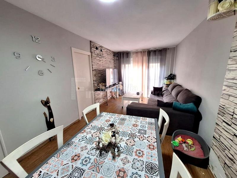 Foto cfa91a29-a992-4ad6-8368-8fabe7420adb. Dúplex piso dúplex con terraza en el barrio de cerdanyola en Mataró