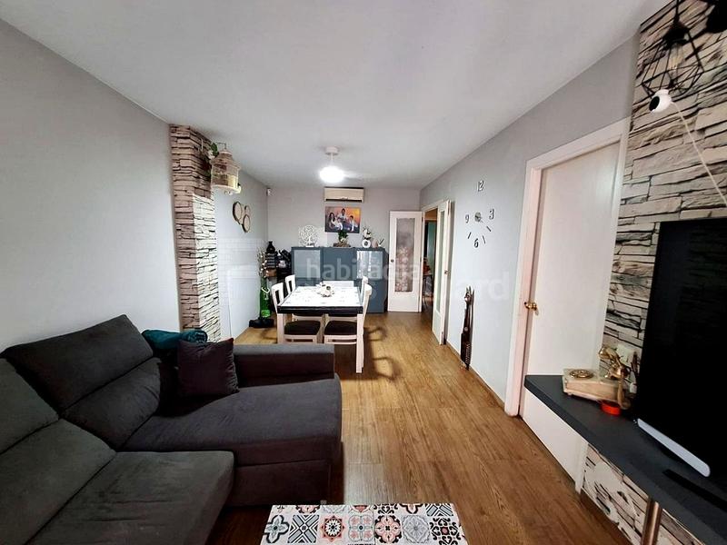Foto e1c8a94d-6b04-4267-9cea-c3bbb51f5263. Dúplex piso dúplex con terraza en el barrio de cerdanyola en Mataró