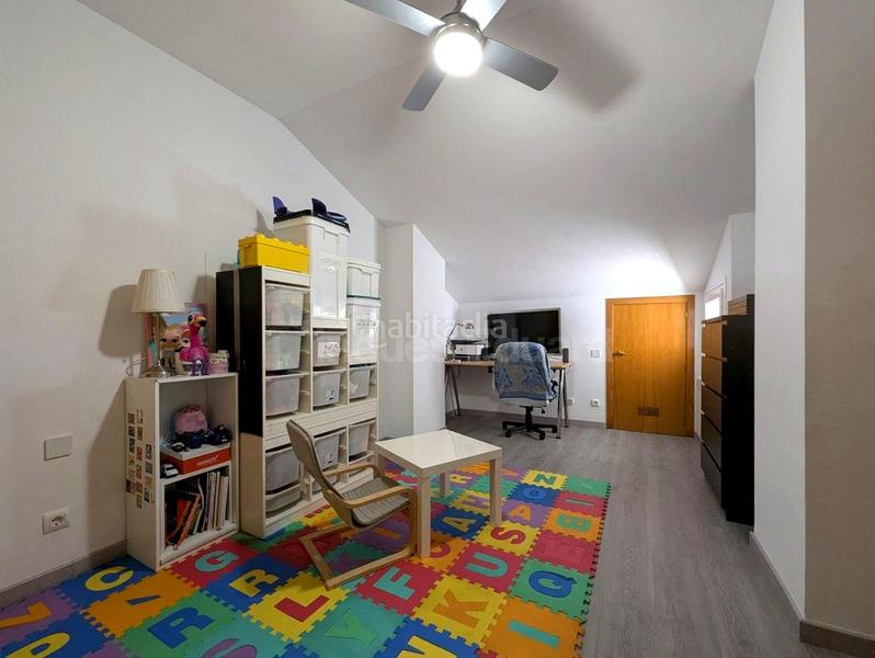 Foto 65c6df2b-b59f-428b-86bc-c8ce95f5001a. Zweistöckige wohnung mit heizung parking in Zona Alta Premià de Mar