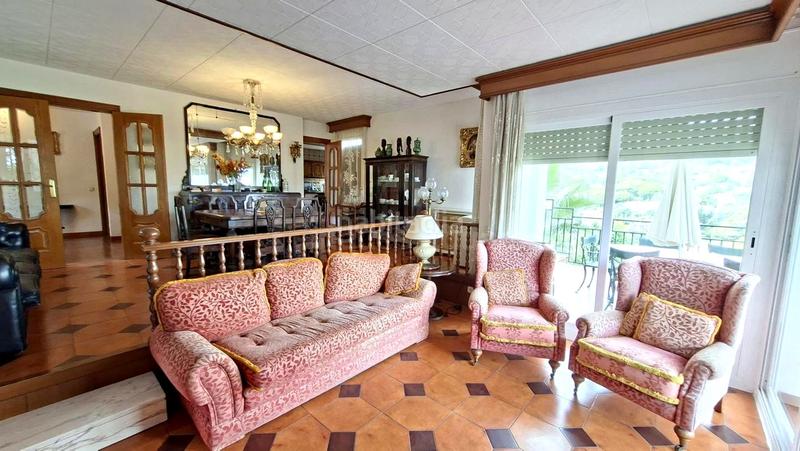 Foto a0ca19ad-9ad1-4ee0-a089-771a6e4265b1. Haus mit heizung pool in Nucli Urbà Argentona