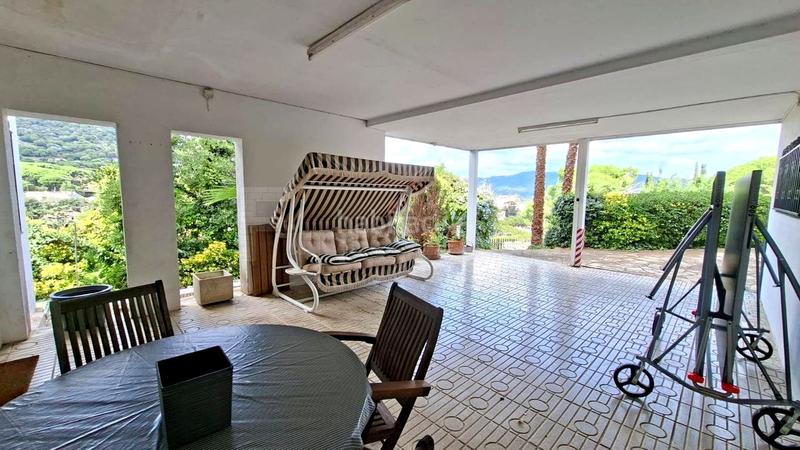 Foto f8a15a7a-59ae-40cf-8251-aac9fae9dc2a. Haus mit heizung pool in Nucli Urbà Argentona