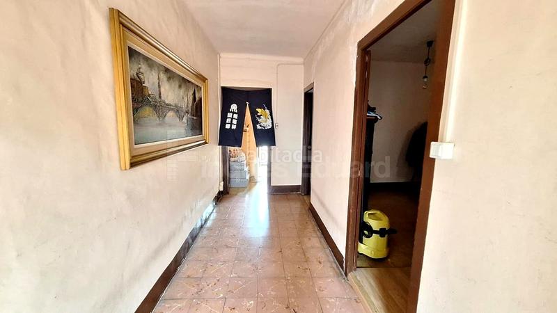 Foto 7d41d701-5332-4107-aa15-59a6eaefa253. Casa  de pueblo con gran potencial en el centro en Argentona