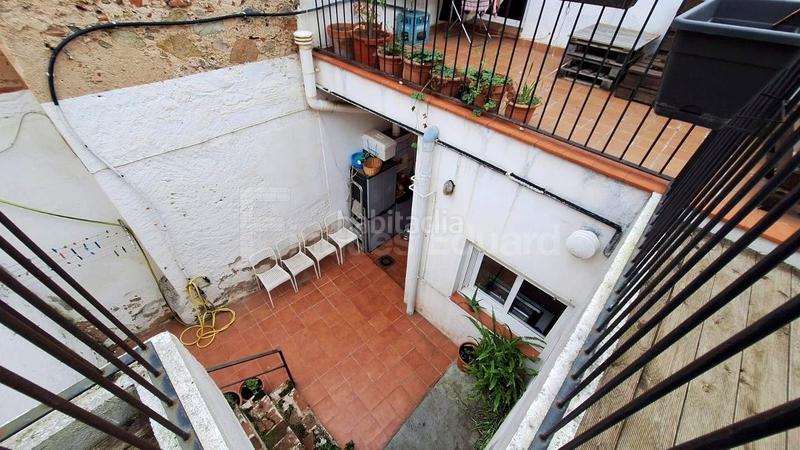 Foto c14324e3-210d-4bce-adfe-51c21213315f. Casa  de pueblo con gran potencial en el centro en Argentona