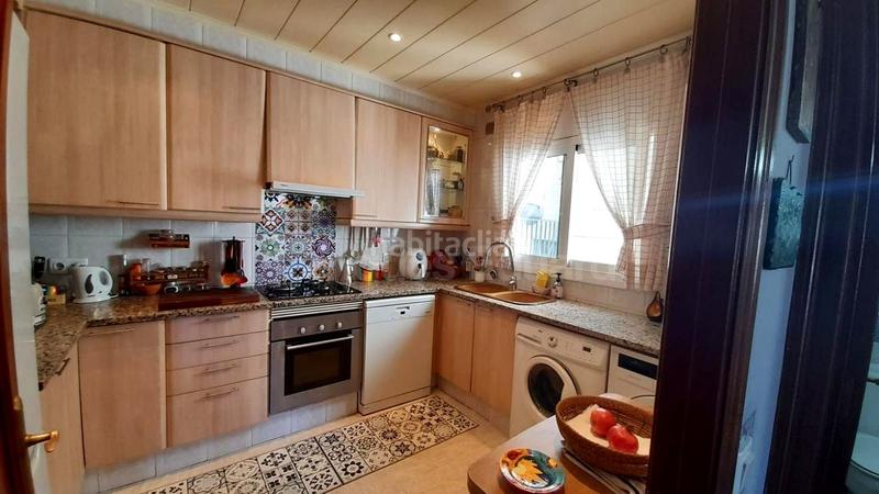 Foto 238b938e-0be0-4278-be30-d243312b74e3. Duplex avec chauffage dans Nucli Urbà Argentona