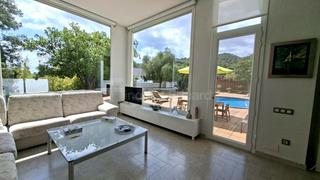 Affitto Casa in Nucli Urbà. Chalet espectacular en una sola planta con piscina y apartamento