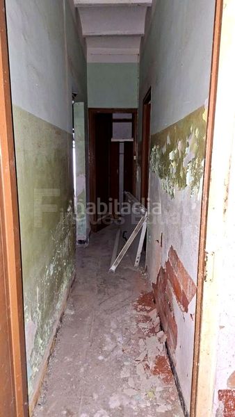 Foto ffc03537-1a00-498d-8ffe-28999a2f7536. Planta baixa a Nucli Urbà Argentona