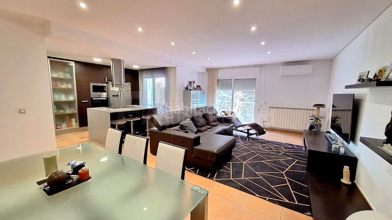 Foto b55d7665-7f6b-48f8-b1e8-a8267bc42ce2. Casa a Urbanitzacions Argentona