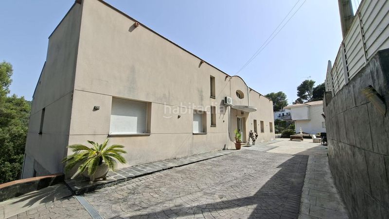 Foto b7596f6d-725e-443f-9432-4cf69df53735. Casa a Urbanitzacions Argentona