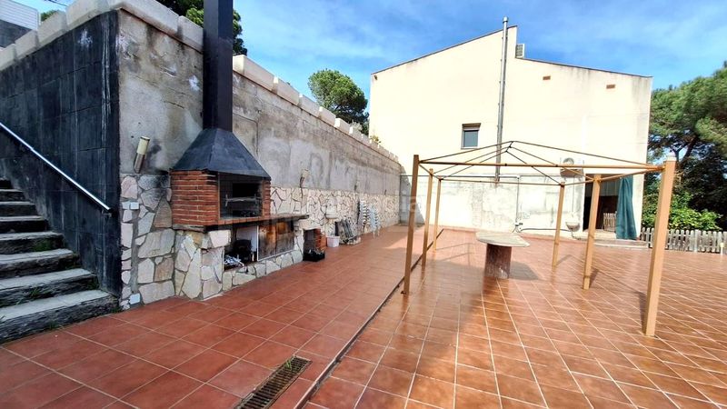 Foto f2284e14-eb8c-4465-8249-b0a2dea5d16b. Casa a Urbanitzacions Argentona