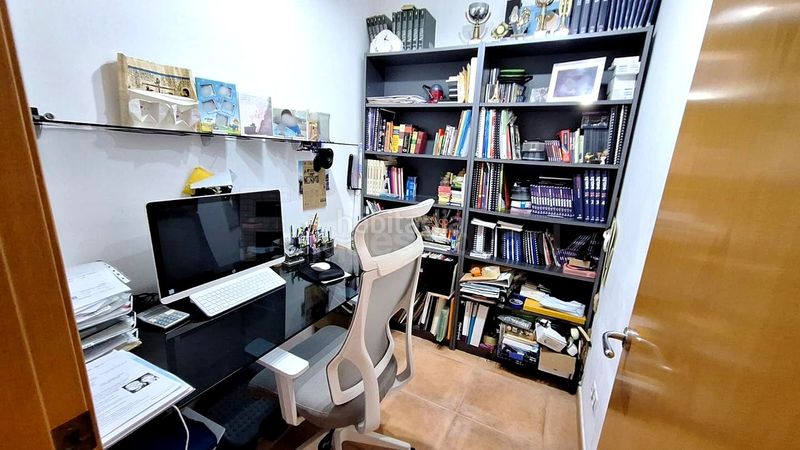 Foto f49137d9-8c50-4976-bde3-21f064a13ef2. Casa a Urbanitzacions Argentona