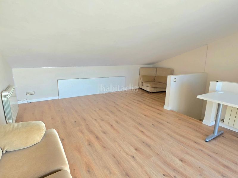 Foto 1f18485c-21d7-49c3-8b5d-9c5a8f0251f6. Casa amb aparcament a Nucli Urbà Argentona