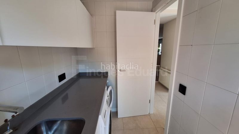 Foto 2d766493-8b25-49a8-9183-baba54e7e6d0. Casa amb aparcament a Nucli Urbà Argentona