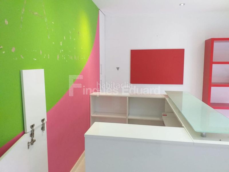 Foto 50758fa6-0c47-49ac-b804-c2ee5680d96e. Local comercial a Nucli Urbà Argentona