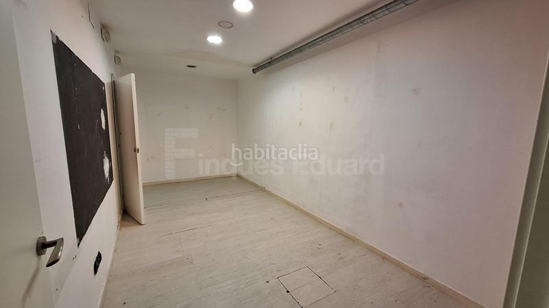 Foto 60c5b8b0-4024-46dc-adcf-b15bdd49239a. Local comercial a Nucli Urbà Argentona