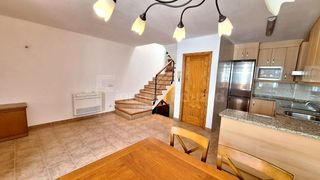 Maison jumelée à Nucli Urbà. Acogedora casa en el centro de argentona con garaje