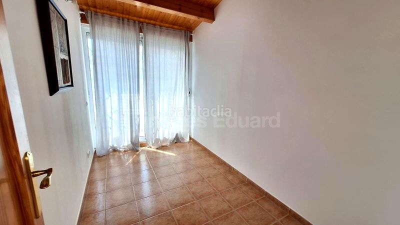 Foto 879bdc45-867e-4f4e-b2c3-842118b8ff17. Casa adossada amb aparcament a Nucli Urbà Argentona