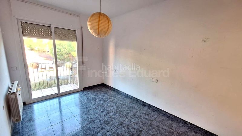Foto bec32872-903a-42c5-9415-d7fcf3e86dde. Casa adossada a Nucli Urbà Argentona