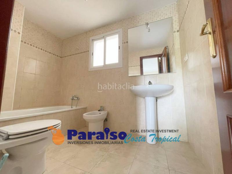 Foto 5b21718b-c3fc-4333-93d4-99e38b83cca3. Pis a carretera del suspiro 48 a Almuñecar centro Almuñécar