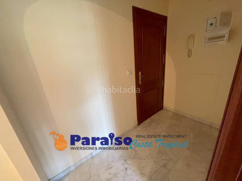 Foto 8ba579e9-ffd2-4883-af81-a106f65e82b9. Pis a carretera del suspiro 48 a Almuñecar centro Almuñécar