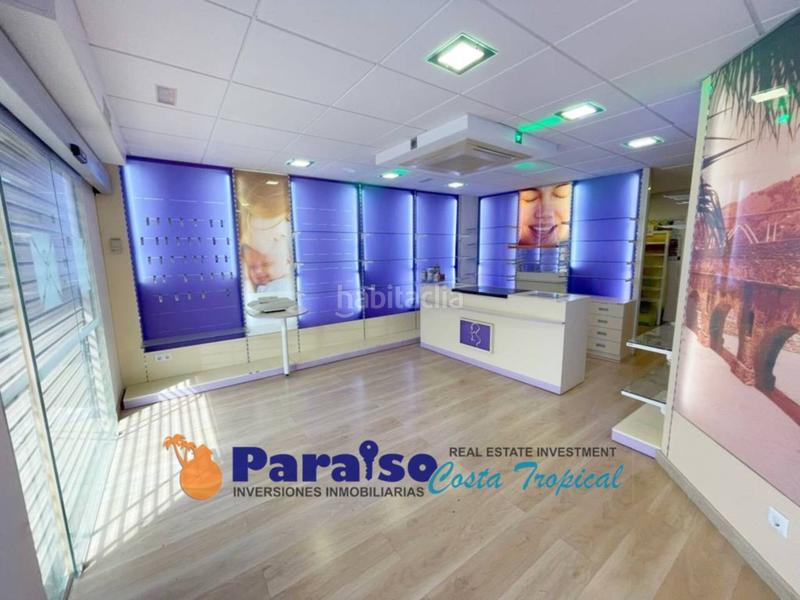 Foto c95e90dc-263b-45c3-9b47-b6ea23fb9f01. Pis a carretera del suspiro 48 a Almuñecar centro Almuñécar