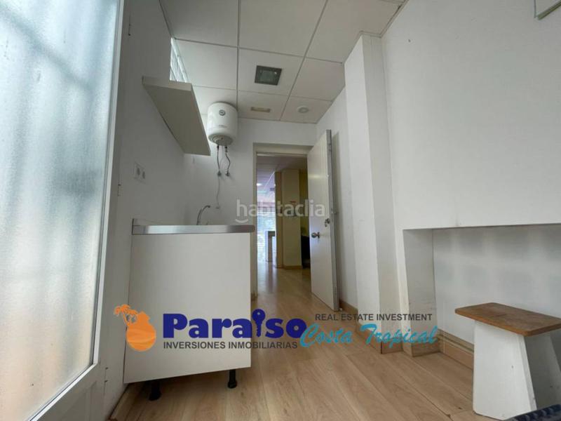 Foto f50b9443-1eb3-4264-862b-be47400be99d. Pis a carretera del suspiro 48 a Almuñecar centro Almuñécar