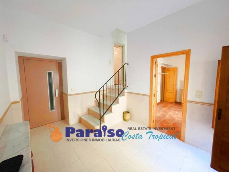 Foto 3a55aa79-9a09-4c7c-8c87-8eeac316dcb3. Maison dans Almuñecar centro Almuñécar