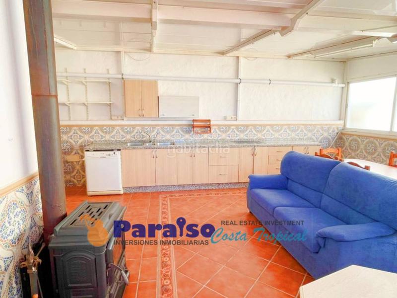 Foto 8aca64b2-a5eb-4575-9ecd-4f8d2d298a34. Maison dans Almuñecar centro Almuñécar