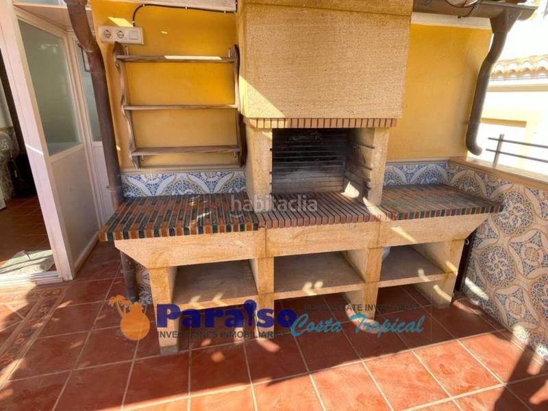 Foto f6e798db-7e61-4e94-95f2-860cab9480e8. Maison dans Almuñecar centro Almuñécar