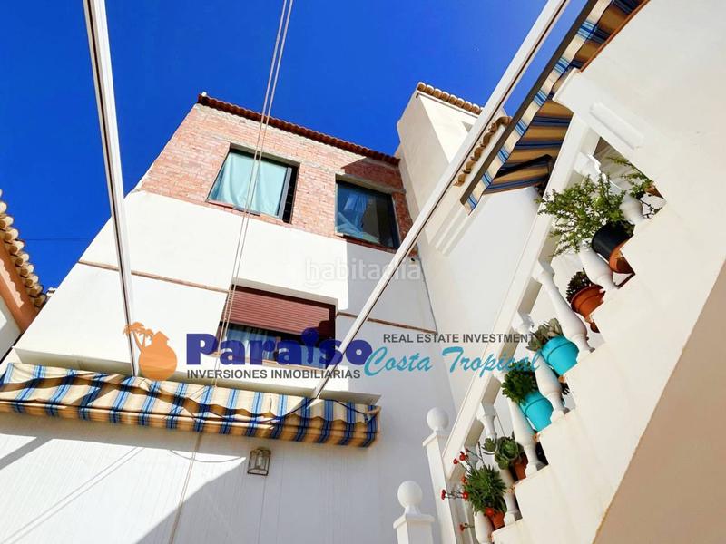 Foto 804d25d3-d97e-4289-be48-cd926c692b50. Casa aparellada amb calefacció aparcament piscina a Almuñécar