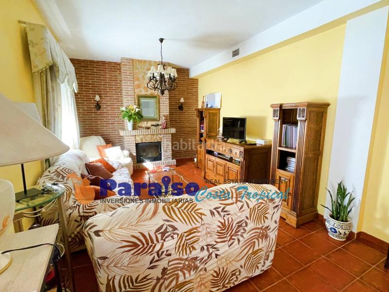 Foto be92a49e-3250-4bd0-b44c-bdca0298a5eb. Casa aparellada amb calefacció aparcament piscina a Almuñécar