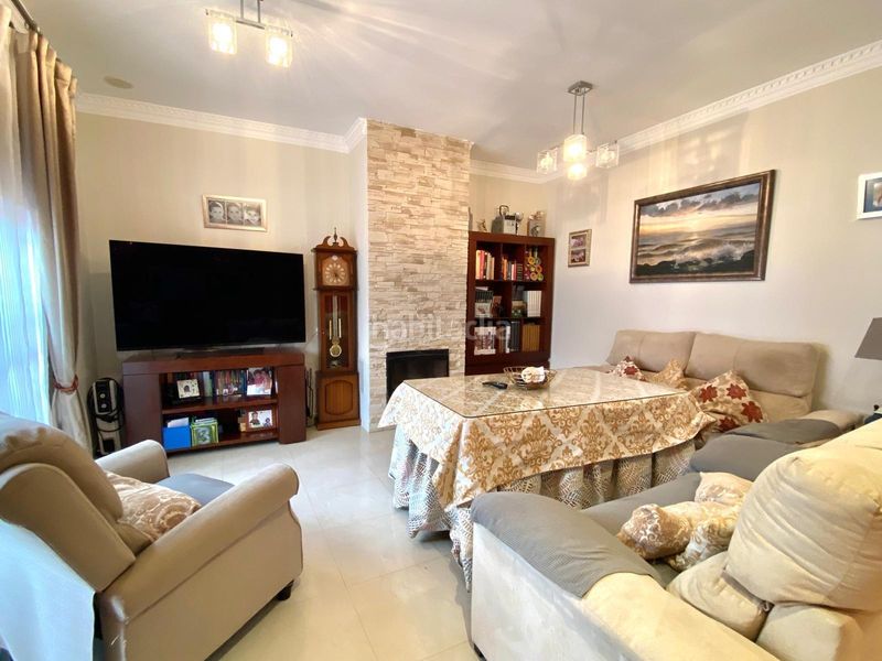 Foto 124b21bf-4076-4b65-9379-a9f5a8839e21. Xalet amb aparcament a Avenida de Rota Chipiona