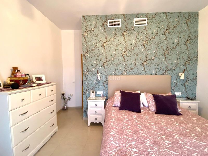 Foto 1ab8c2ab-b6f8-4ff4-8e00-765ad5467771. Xalet amb aparcament a Avenida de Rota Chipiona