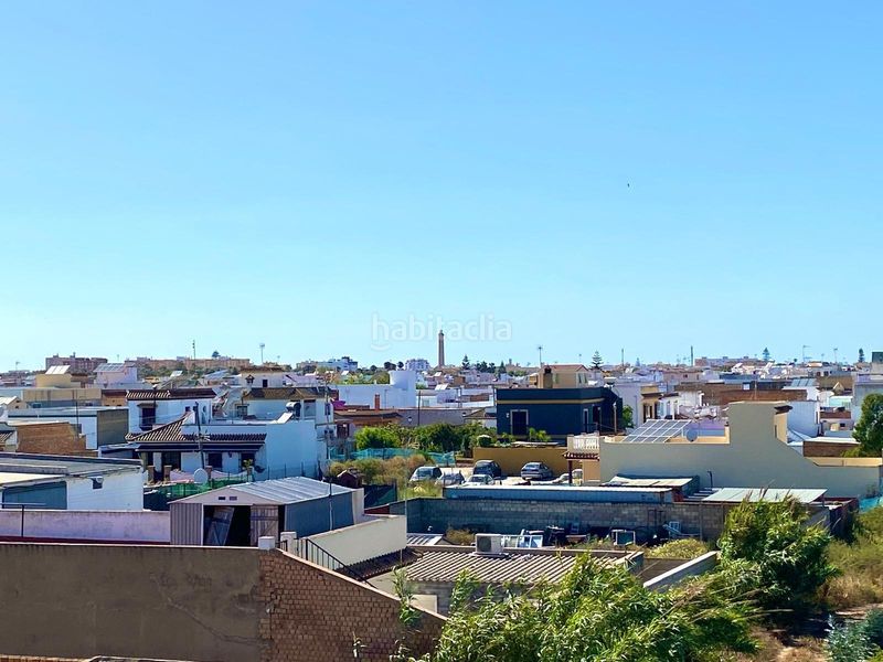 Foto 3a69c016-edd4-4d33-91a6-5f5367513715. Xalet amb aparcament a Avenida de Rota Chipiona