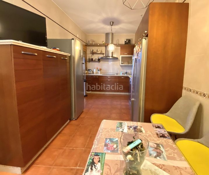 Foto da4ea4b8-3b3e-4dc0-891e-f150fa5dd1ae. Xalet amb aparcament a Avenida de Rota Chipiona