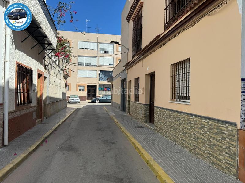 Foto d6514ad5-b33a-41dd-a07b-8e8fd1612d45. Planta baja  con amplio patio en Centro Chipiona