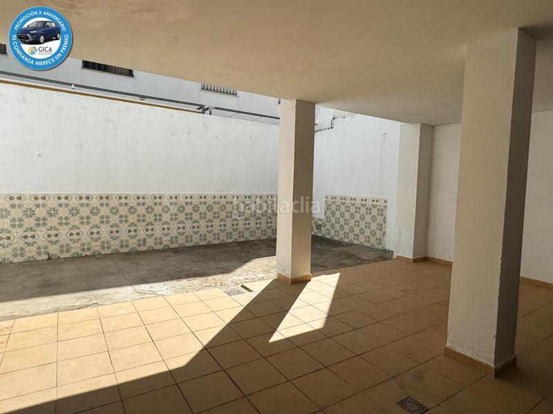 Foto ee627402-69ac-4596-9f0d-4e26d6ecc3b9. Planta baja  con amplio patio en Centro Chipiona