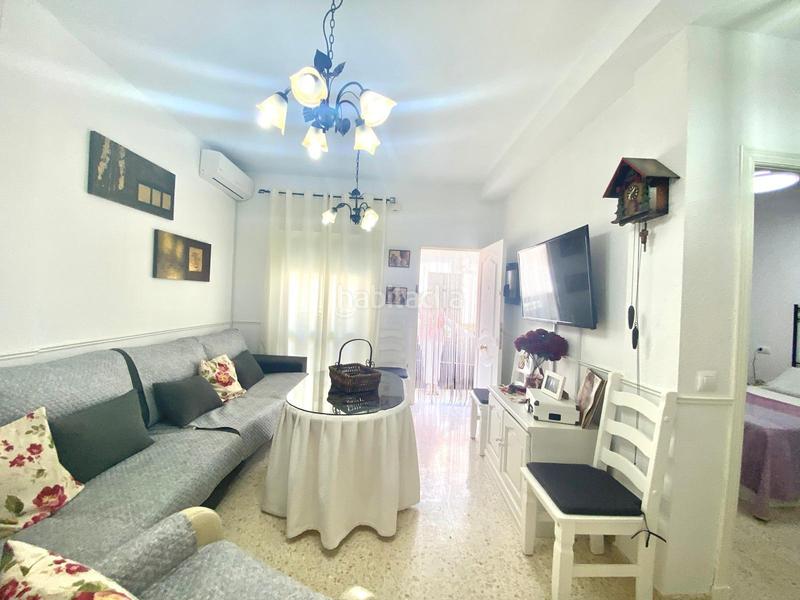 Foto f086f4da-f743-4b8a-b2f2-f16228564569. Planta baja vivienda junto al mar. en Playa Cruz del Mar Chipiona