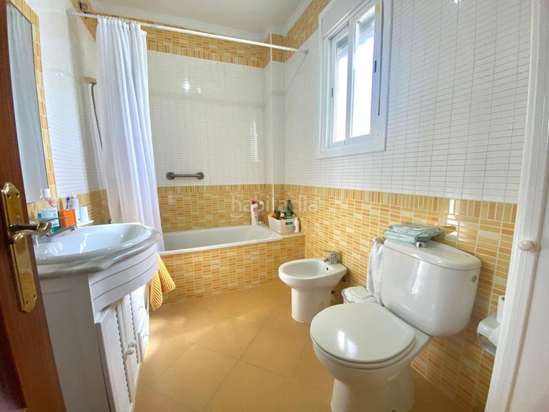 Foto d86fb1f3-23f5-433d-8fa0-89dadddea4ae. Casa adossada amb aparcament piscina a La Laguna Chipiona