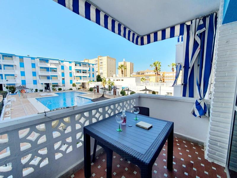 Foto 08f7b2c5-afe5-42b1-9d81-6d833be2f6a3. Pis amb piscina a Playa de la Regla Chipiona