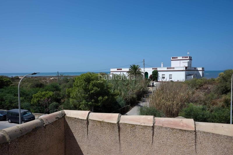 Foto 6db2e727-9f1c-44c2-9d77-03c4b345be83. Chalet  independiente en primera línea de playa en Chipiona