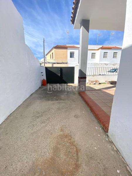 Foto fc431cd5-3958-414a-a0b1-b0e6c6d2c02a. Haus mit parking in Santuario Chipiona