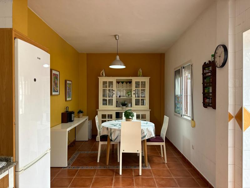 Foto 2110c7f3-b60a-4218-b7bf-4d0ba16f2ffa. Duplex with parking in Bonanza-Avda de Huelva-Barrio Andalucia Sanlúcar de Barrameda