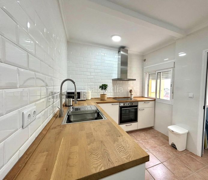 Foto c9a2c24e-ca94-4e0d-b7a2-5bfdbafb8a45. Pis amb aparcament a Playa de la Regla Chipiona