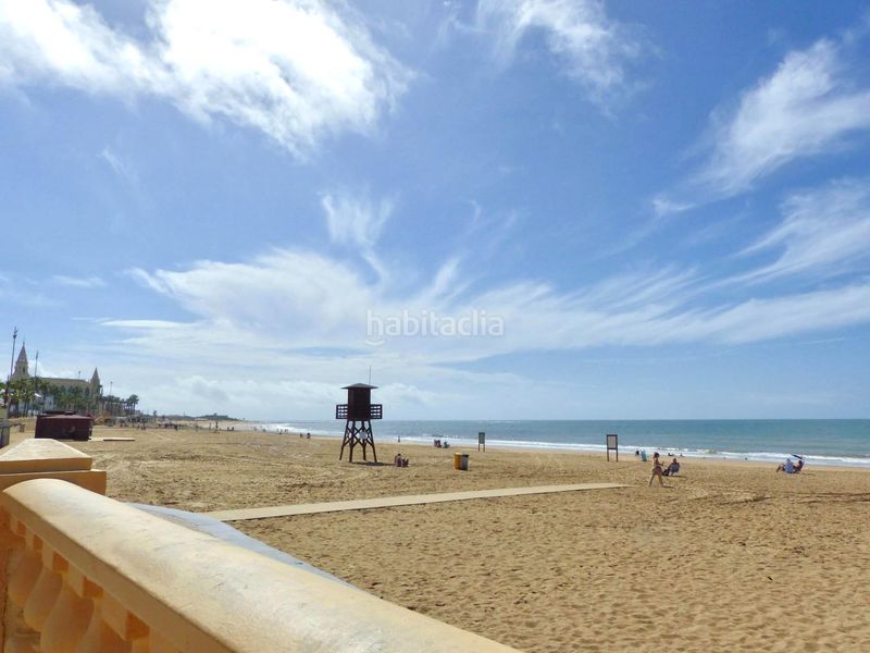 Foto cd71dbbb-f6e4-4dba-9144-f46fcbffbd76. Pis amb aparcament a Playa de la Regla Chipiona