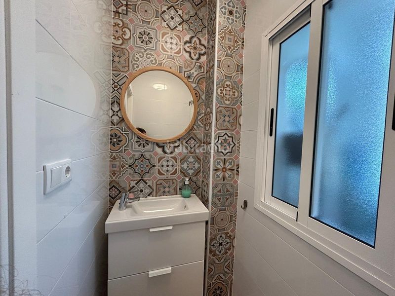 Foto d9a5af8b-af76-4b3c-9c6e-ff153e2a55f2. Pis amb aparcament a Playa de la Regla Chipiona